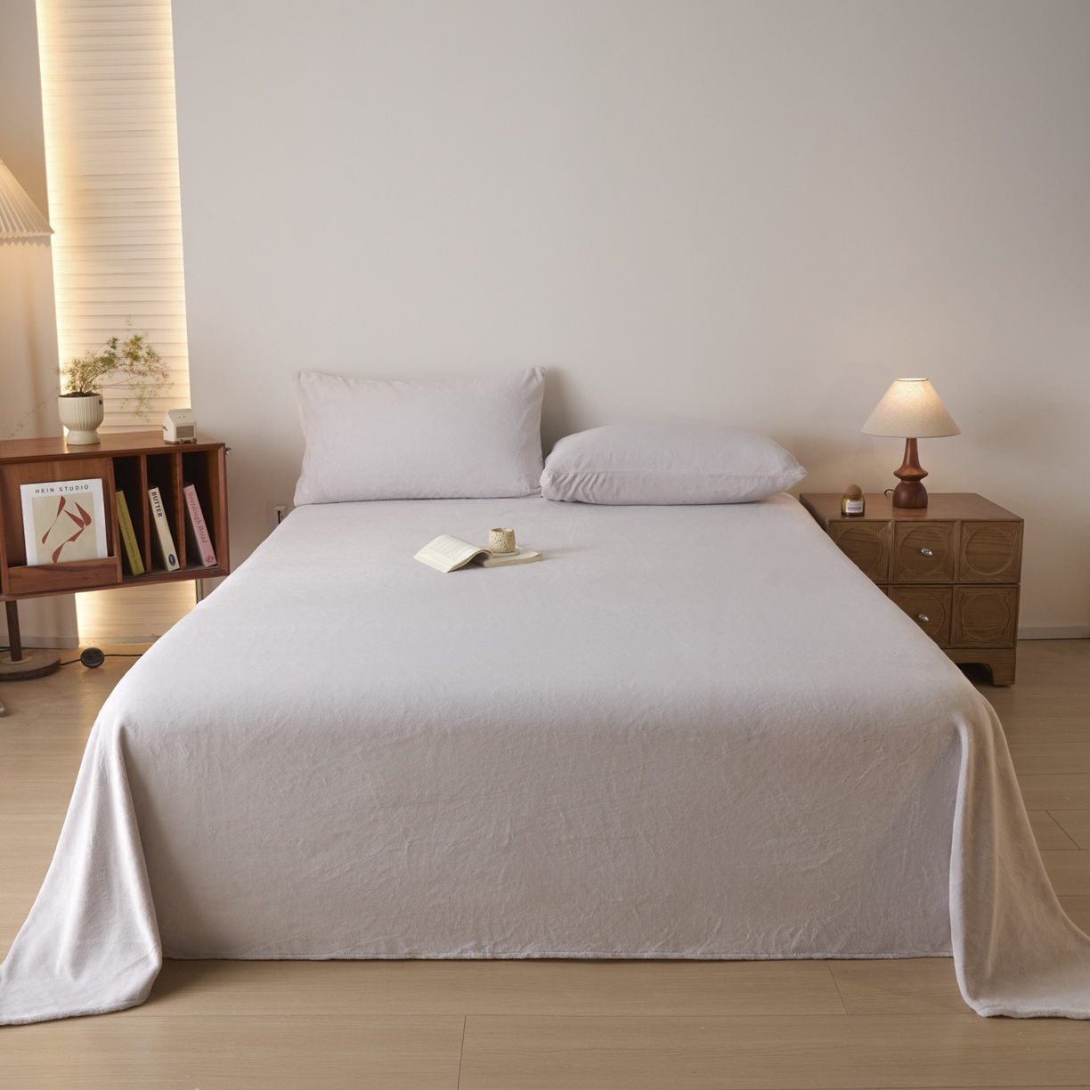 91家纺网 家纺一手货源 找家纺 （总）小叮当家纺仓储工厂店 2025新款牛奶绒简约纯色单床单 床单单件