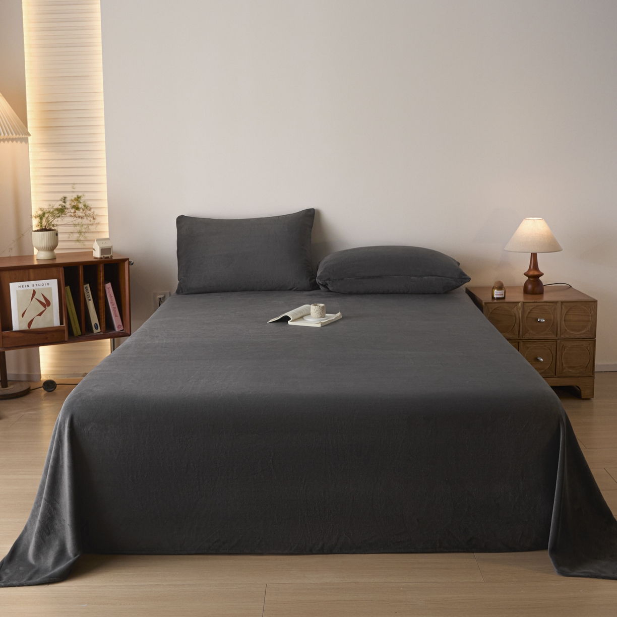 91家纺网 家纺一手货源 找家纺 （总）小叮当家纺仓储工厂店 2025新款牛奶绒简约纯色单床单 床单单件