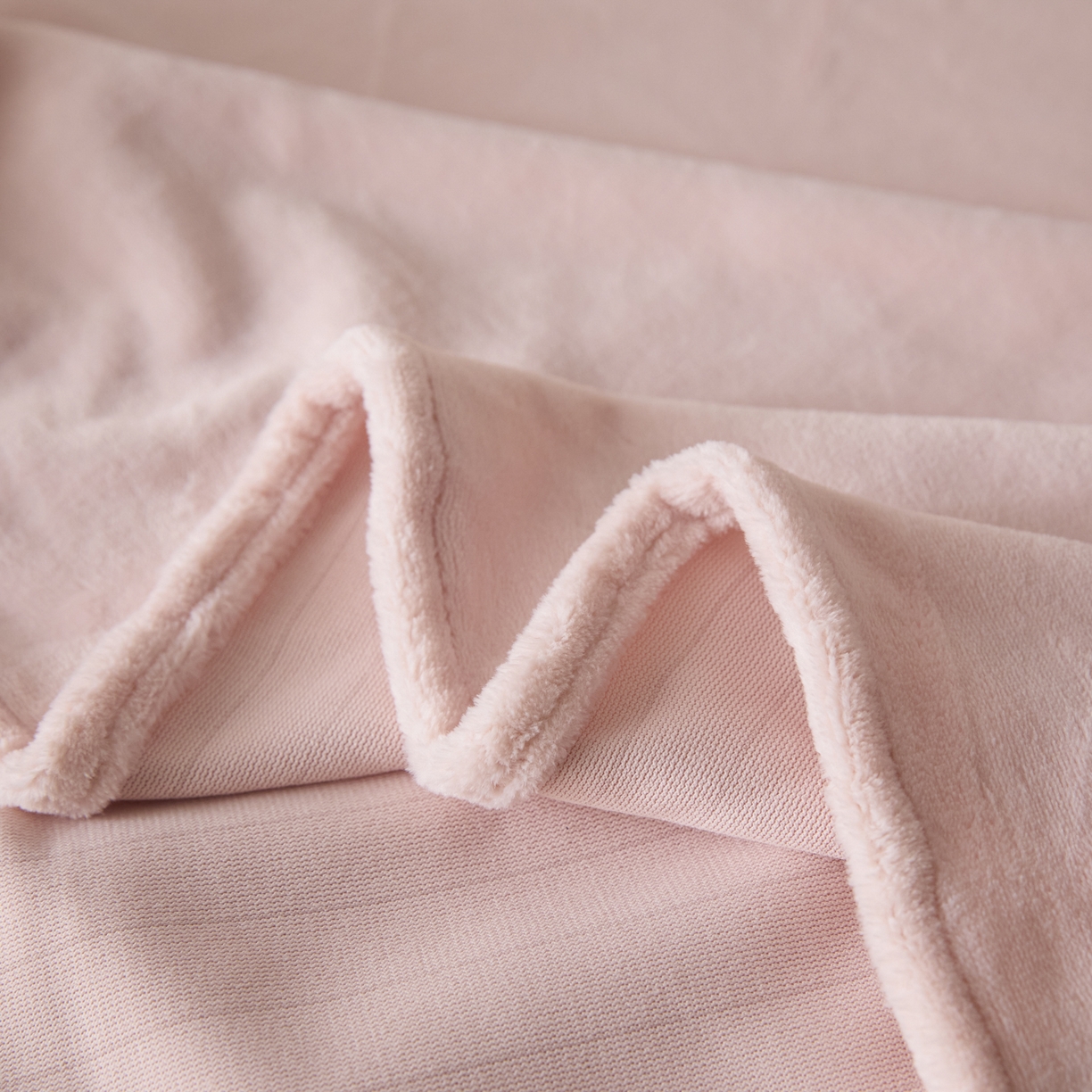 91家纺网 家纺一手货源 找家纺 小叮当家纺仓储工厂店 2025新款牛奶绒简约纯色单床单 床单单件 桃粉-cd