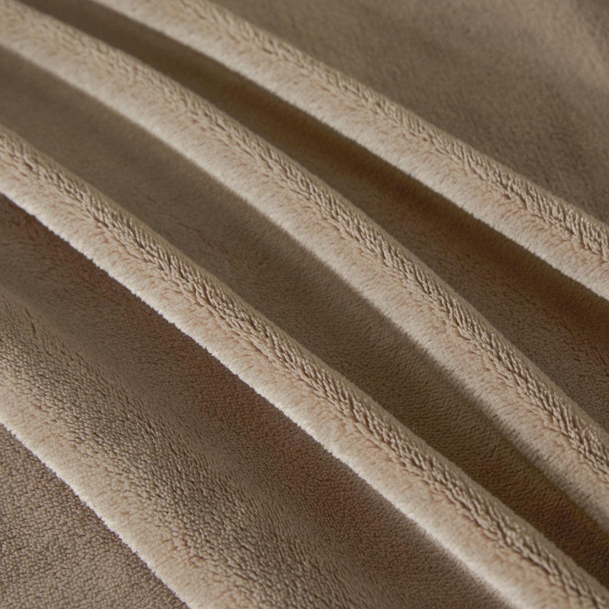 91家纺网 家纺一手货源 找家纺 小叮当家纺仓储工厂店 2025新款牛奶绒简约纯色单床单 床单单件 奶茶咖-cd