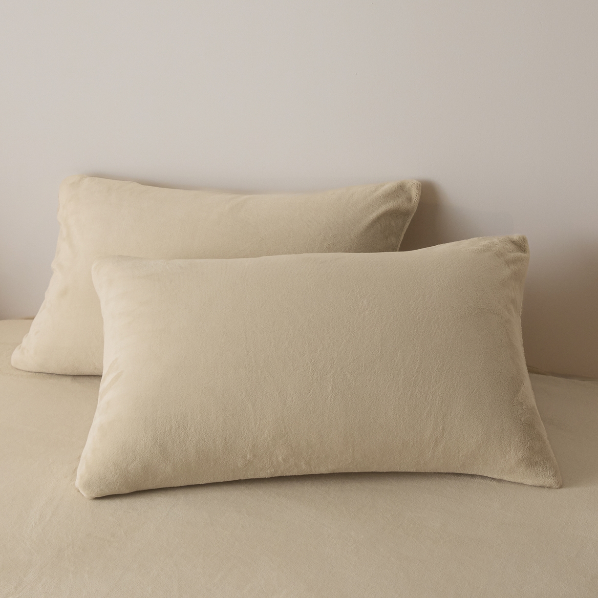 91家纺网 家纺一手货源 找家纺 小叮当家纺仓储工厂店 2025新款牛奶绒简约纯色单床单 床单单件 米杏-cd