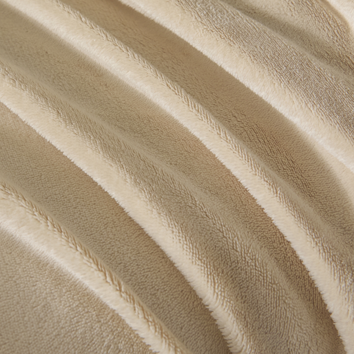 91家纺网 家纺一手货源 找家纺 小叮当家纺仓储工厂店 2025新款牛奶绒简约纯色单床单 床单单件 米杏-cd