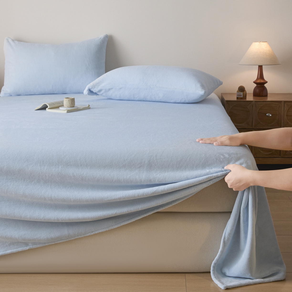 91家纺网 家纺一手货源 找家纺 小叮当家纺仓储工厂店 2025新款牛奶绒简约纯色单床单 床单单件 奶蓝-cd