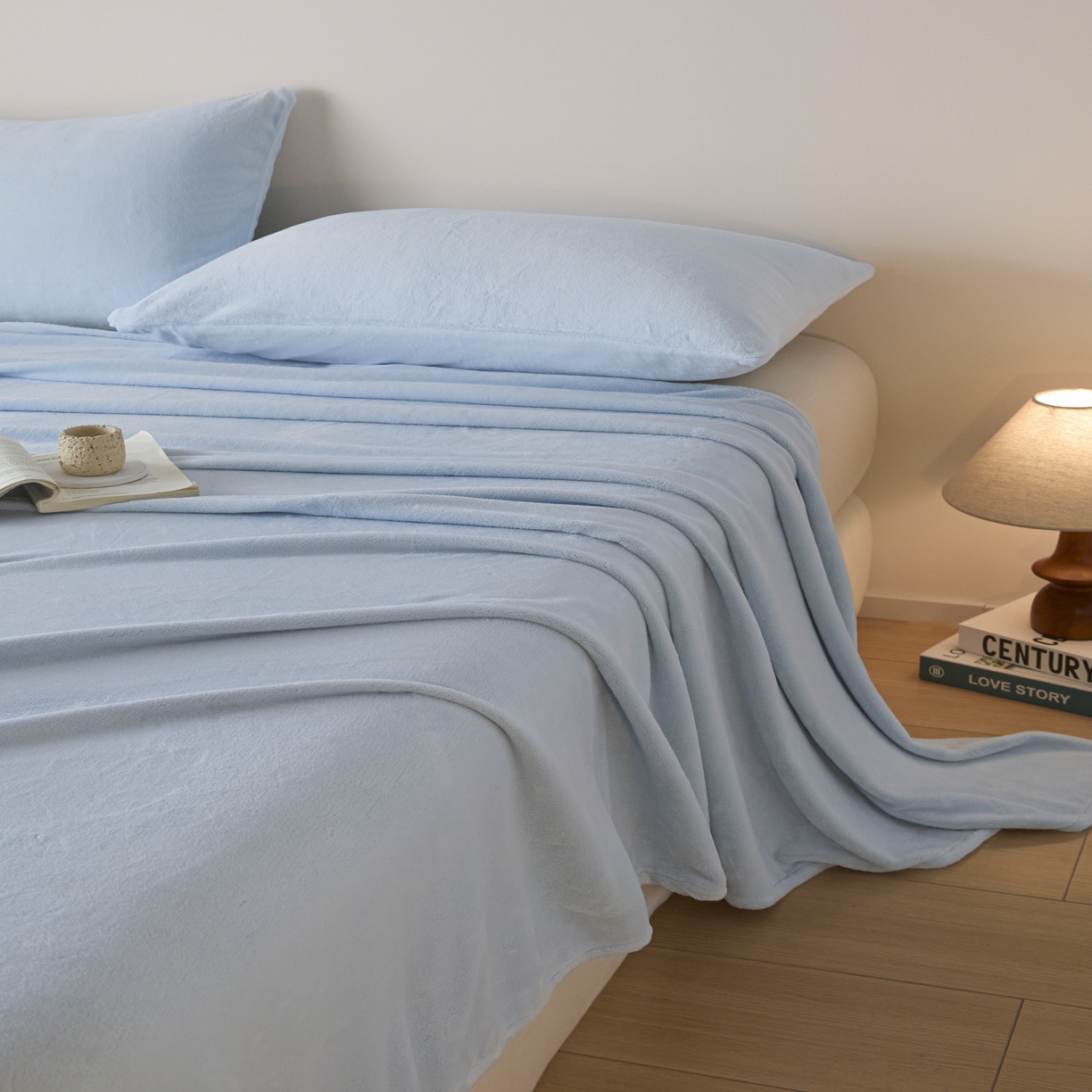 91家纺网 家纺一手货源 找家纺 小叮当家纺仓储工厂店 2025新款牛奶绒简约纯色单床单 床单单件 奶蓝-cd