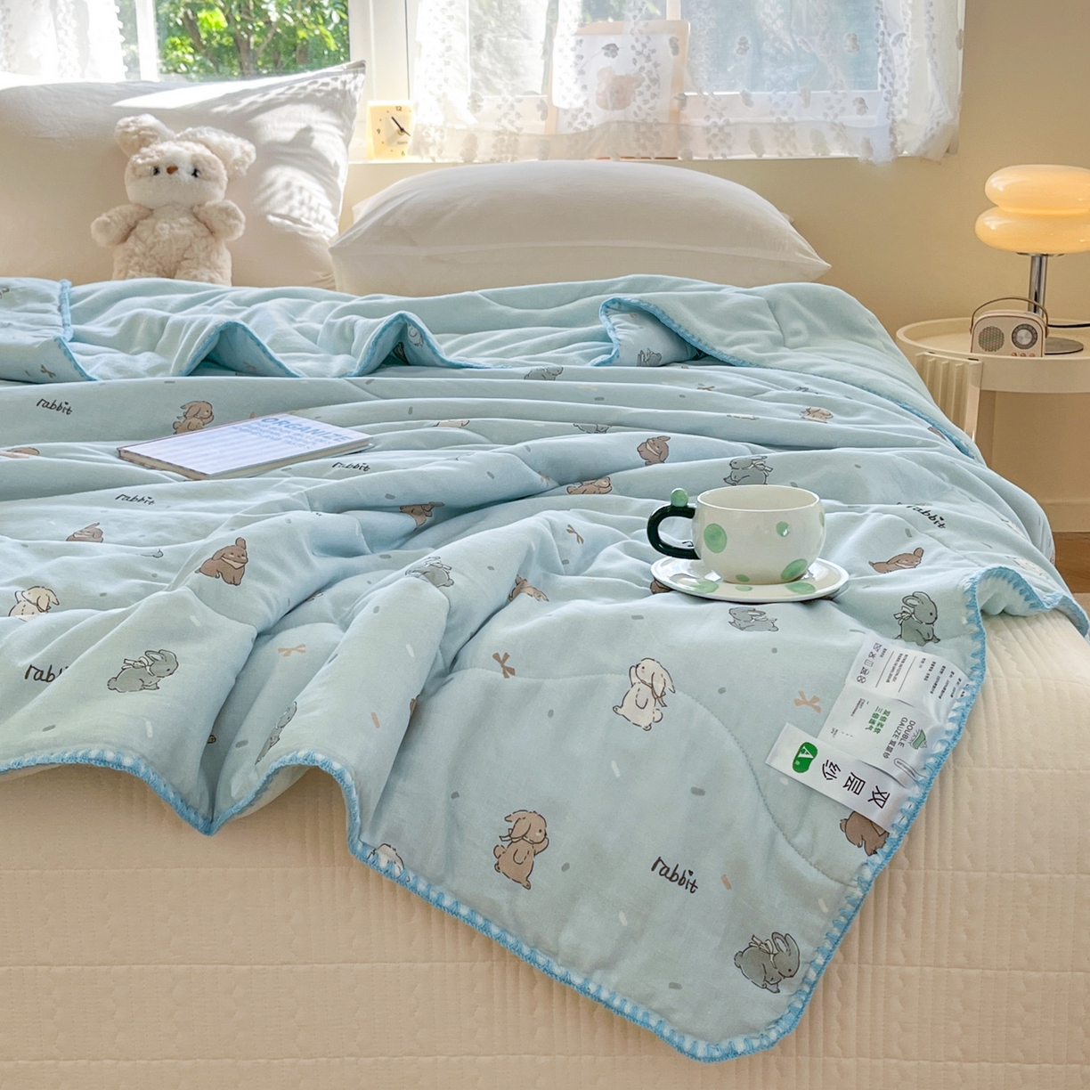 91家纺网 家纺一手货源 找家纺 小叮当家纺仓储工厂店 2025新款全棉双层纱牛奶绒毛毯毯子 双层纱毛毯-玩偶小兔