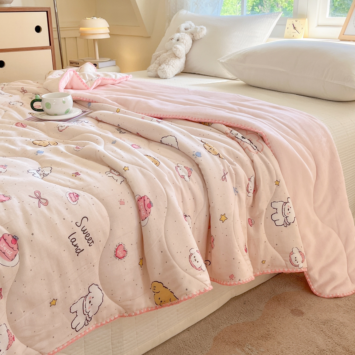 91家纺网 家纺一手货源 找家纺 小叮当家纺仓储工厂店 2025新款全棉双层纱牛奶绒毛毯毯子 双层纱毛毯-甜蜜地带