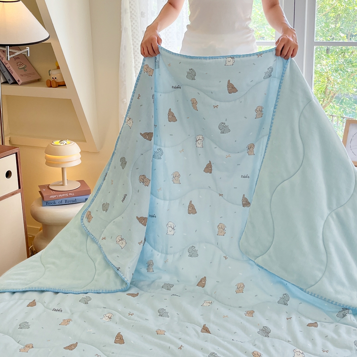 小叮当家纺仓储工厂店 2025新款全棉双层纱牛奶绒毛毯毯子 双层纱毛毯-玩偶小兔