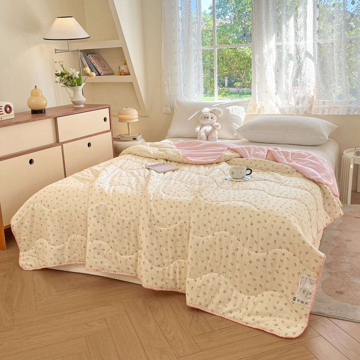 91家纺网 家纺一手货源 找家纺 小叮当家纺仓储工厂店 2025新款全棉双层纱牛奶绒毛毯毯子 双层纱毛毯-小碎花