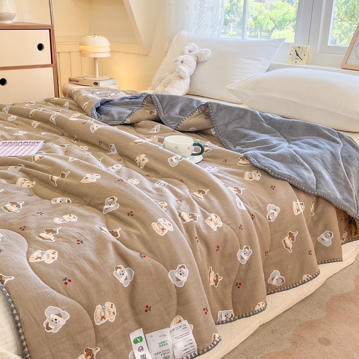 91家纺网 家纺一手货源 找家纺 小叮当家纺仓储工厂店 2025新款全棉双层纱牛奶绒毛毯毯子 双层纱毛毯-樱桃小狗