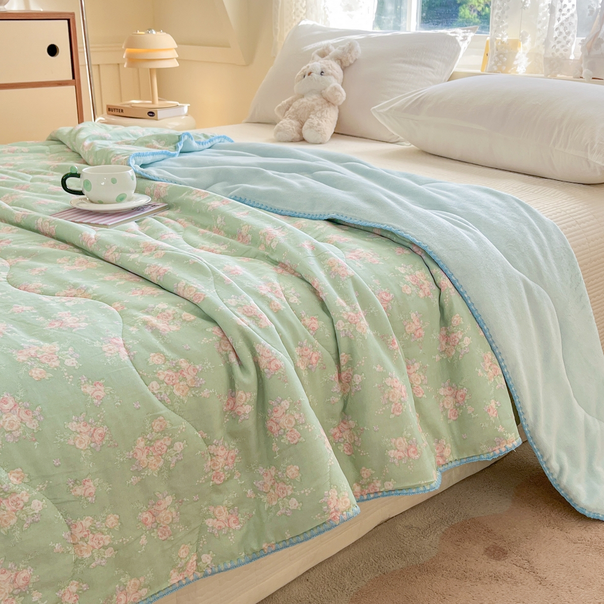 91家纺网 家纺一手货源 找家纺 小叮当家纺仓储工厂店 2025新款全棉双层纱牛奶绒毛毯毯子 双层纱毛毯-绿色雅韵