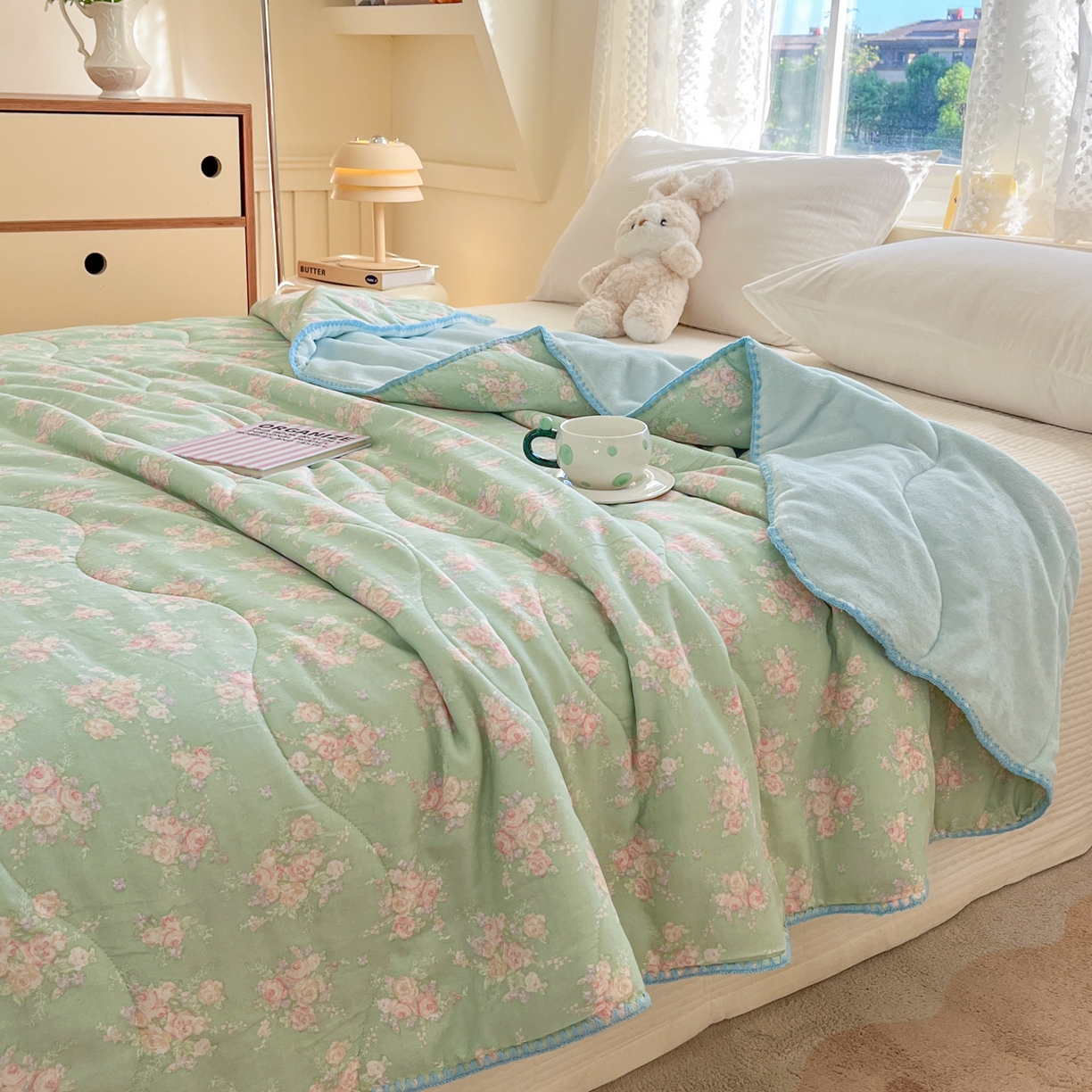 91家纺网 家纺一手货源 找家纺 小叮当家纺仓储工厂店 2025新款全棉双层纱牛奶绒毛毯毯子 双层纱毛毯-绿色雅韵