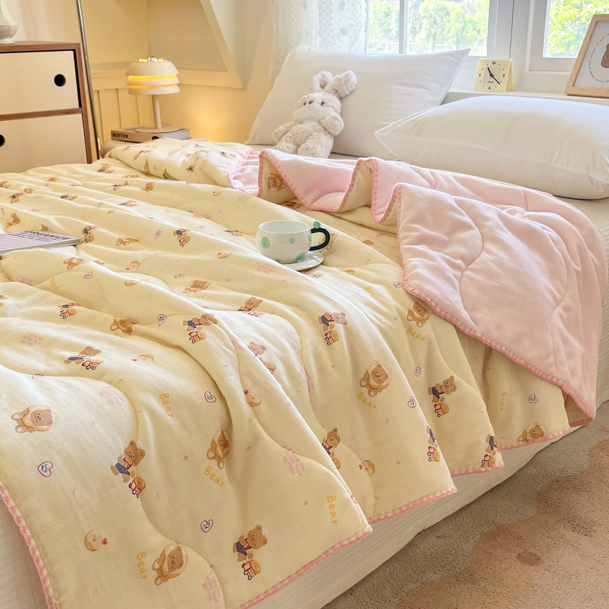 91家纺网 家纺一手货源 找家纺 小叮当家纺仓储工厂店 2025新款全棉双层纱牛奶绒毛毯毯子 双层纱毛毯-小熊故事