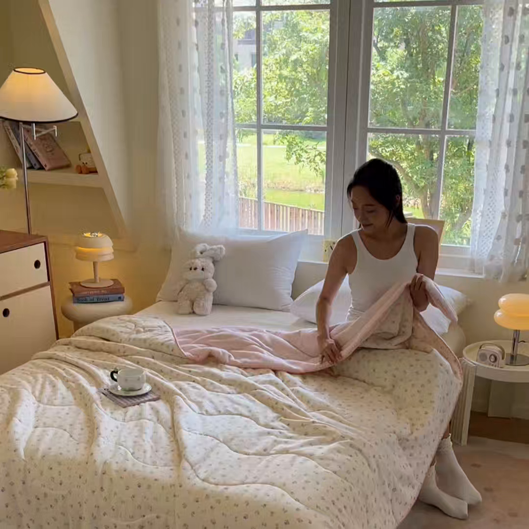 91家纺网 家纺一手货源 找家纺 小叮当家纺仓储工厂店 2025新款全棉双层纱牛奶绒毛毯毯子 双层纱毛毯-小碎花