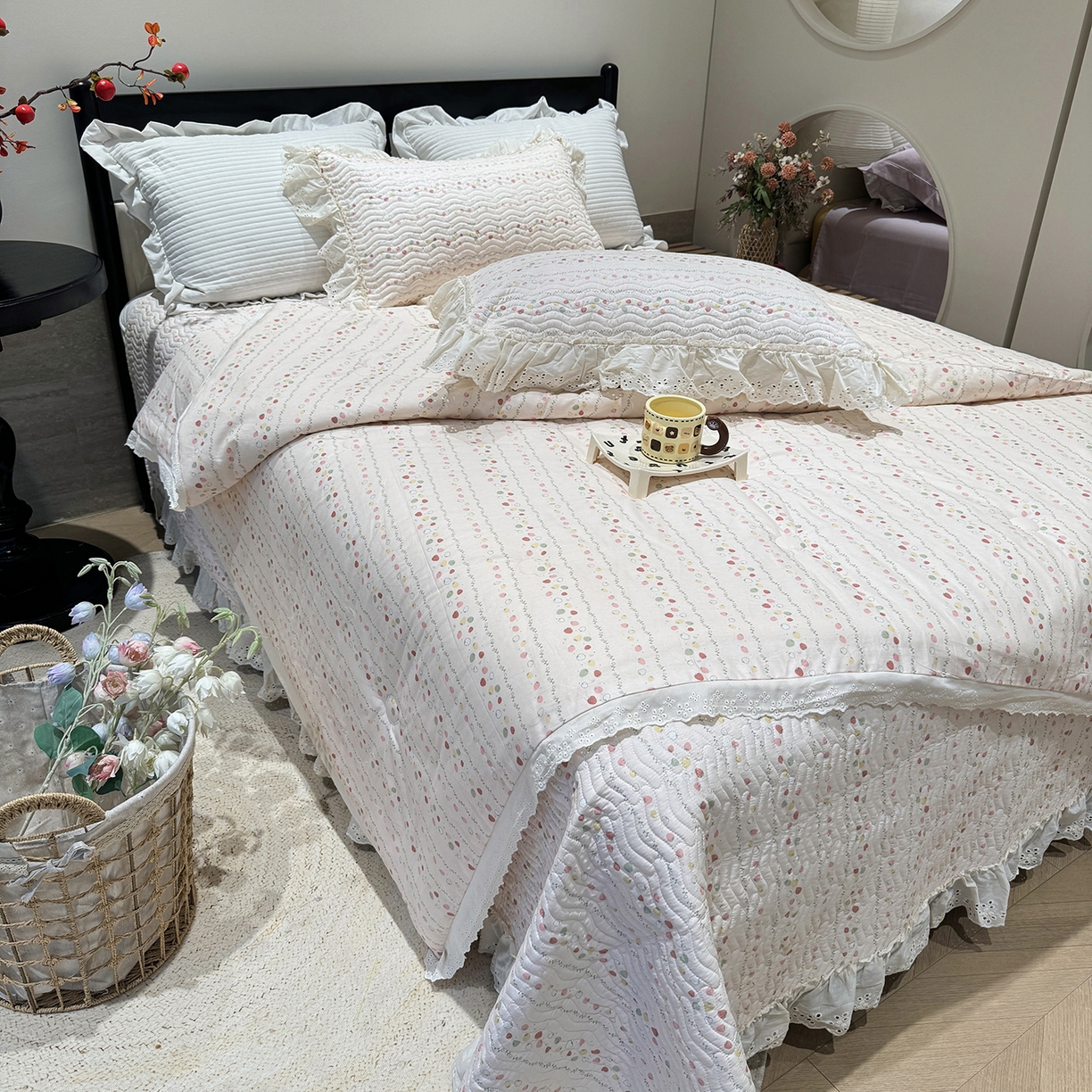 91家纺网 家纺一手货源 找家纺 （总）莱豫家纺 2025新款全棉花边四季被5斤有同款床盖三件套