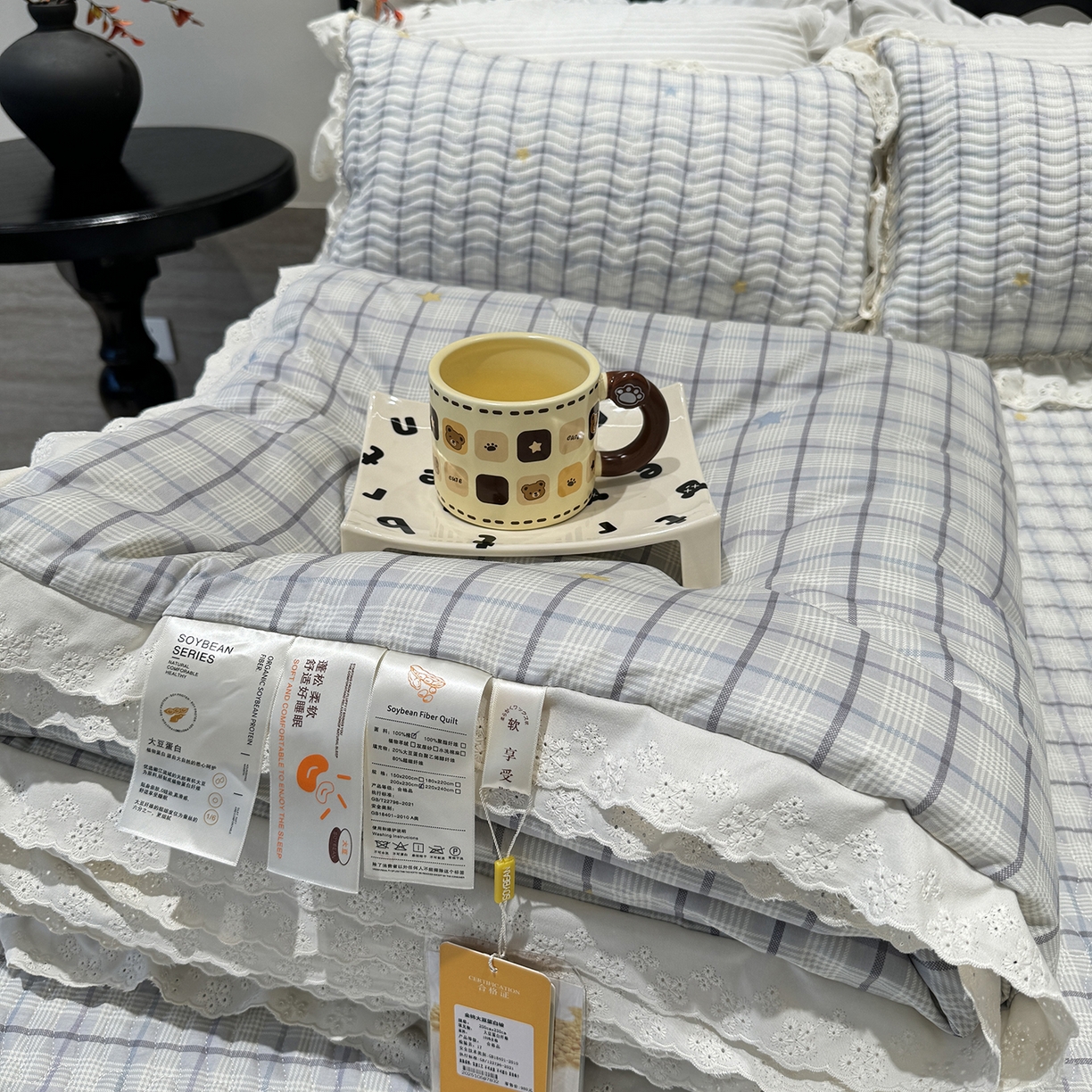 91家纺网 家纺一手货源 找家纺 莱豫家纺 2025新款全棉花边四季被5斤有同款床盖三件套 极光之星