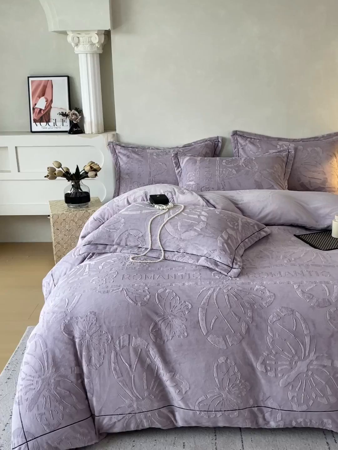 91家纺网 家纺一手货源 找家纺 慕希家纺 2025新款高克重牛奶绒雕花四件套-蝶梦 蝶梦-风信紫