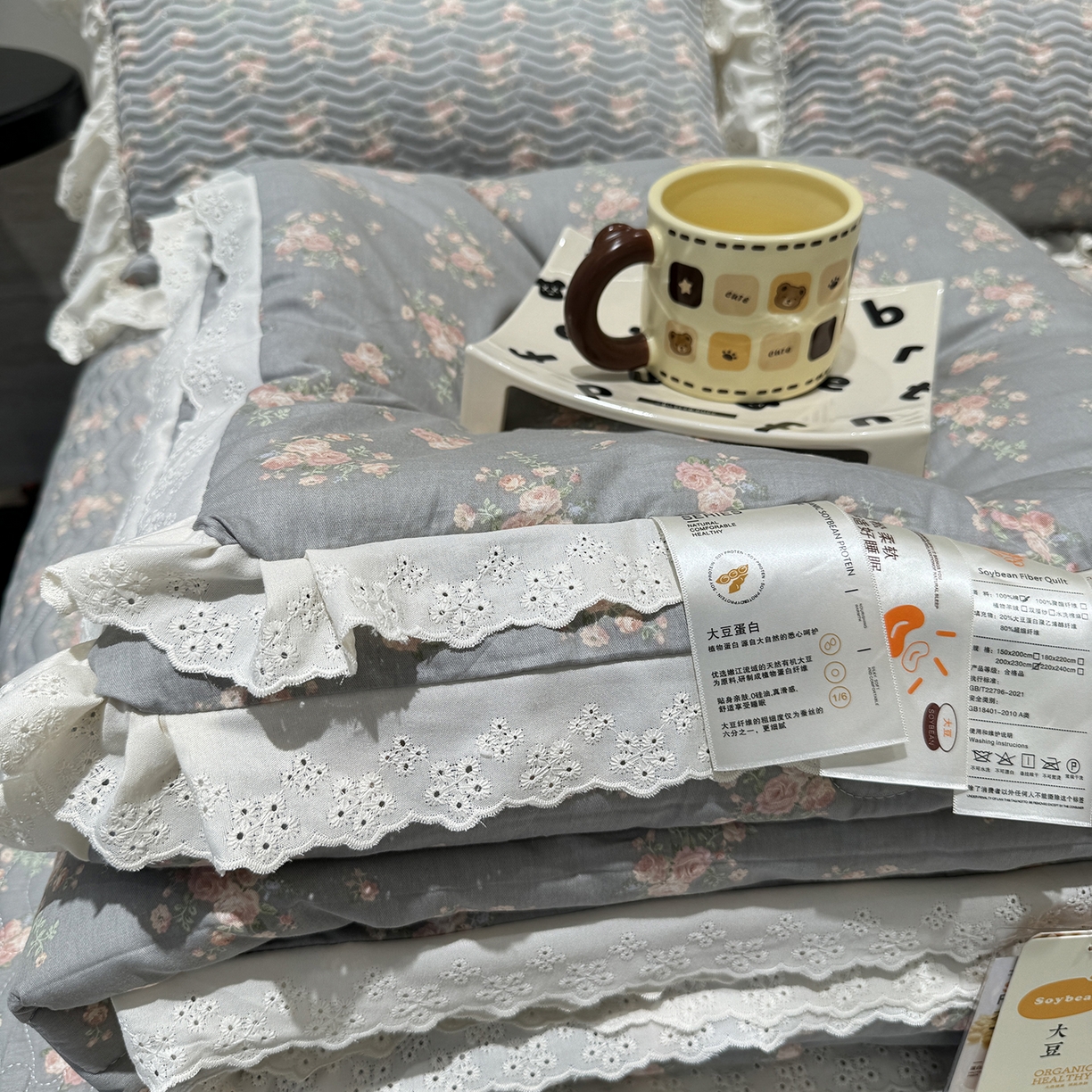 91家纺网 家纺一手货源 找家纺 莱豫家纺 2025新款全棉花边四季被5斤有同款床盖三件套 沫婉