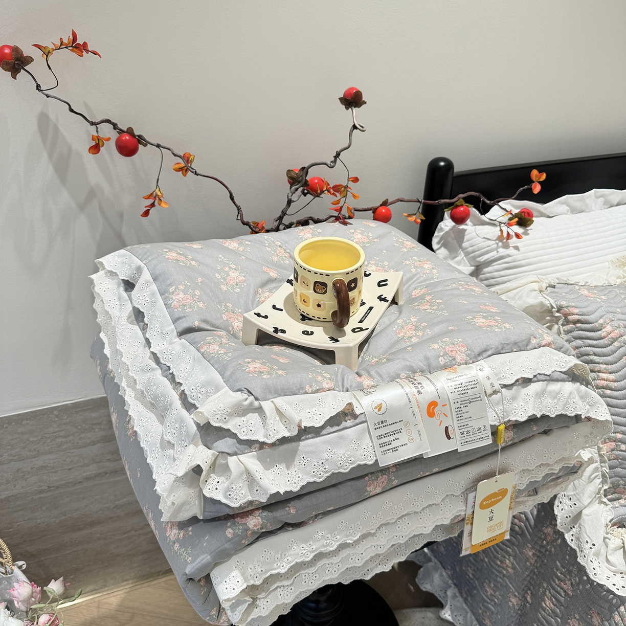 91家纺网 家纺一手货源 找家纺 莱豫家纺 2025新款全棉花边四季被5斤有同款床盖三件套 沫婉