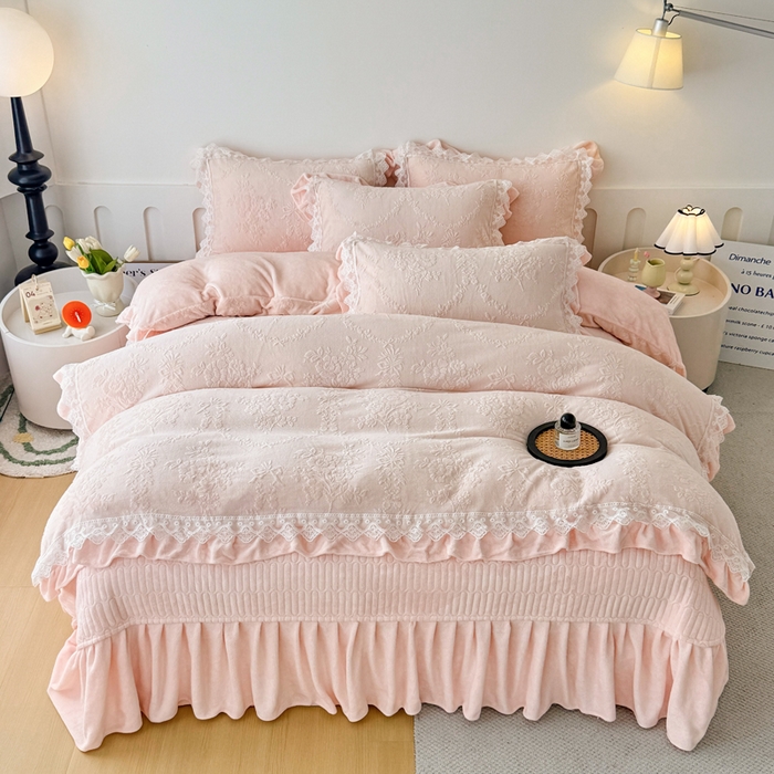 91家纺网 家纺一手货源 找家纺 锦格家纺 2024新款A类高克重牛奶绒四件套苏枚雅【玉粉】