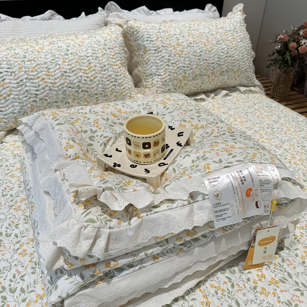 91家纺网 家纺一手货源 找家纺 莱豫家纺 2025新款全棉花边四季被5斤有同款床盖三件套 千野绿