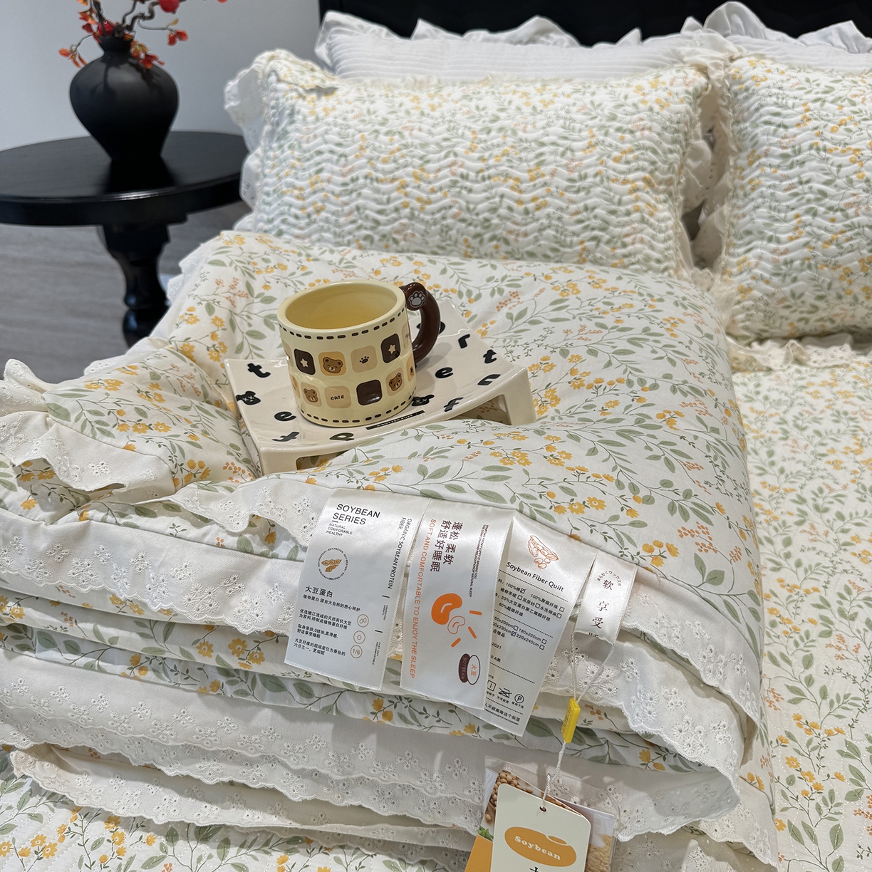 91家纺网 家纺一手货源 找家纺 莱豫家纺 2025新款全棉花边四季被5斤有同款床盖三件套 千野绿