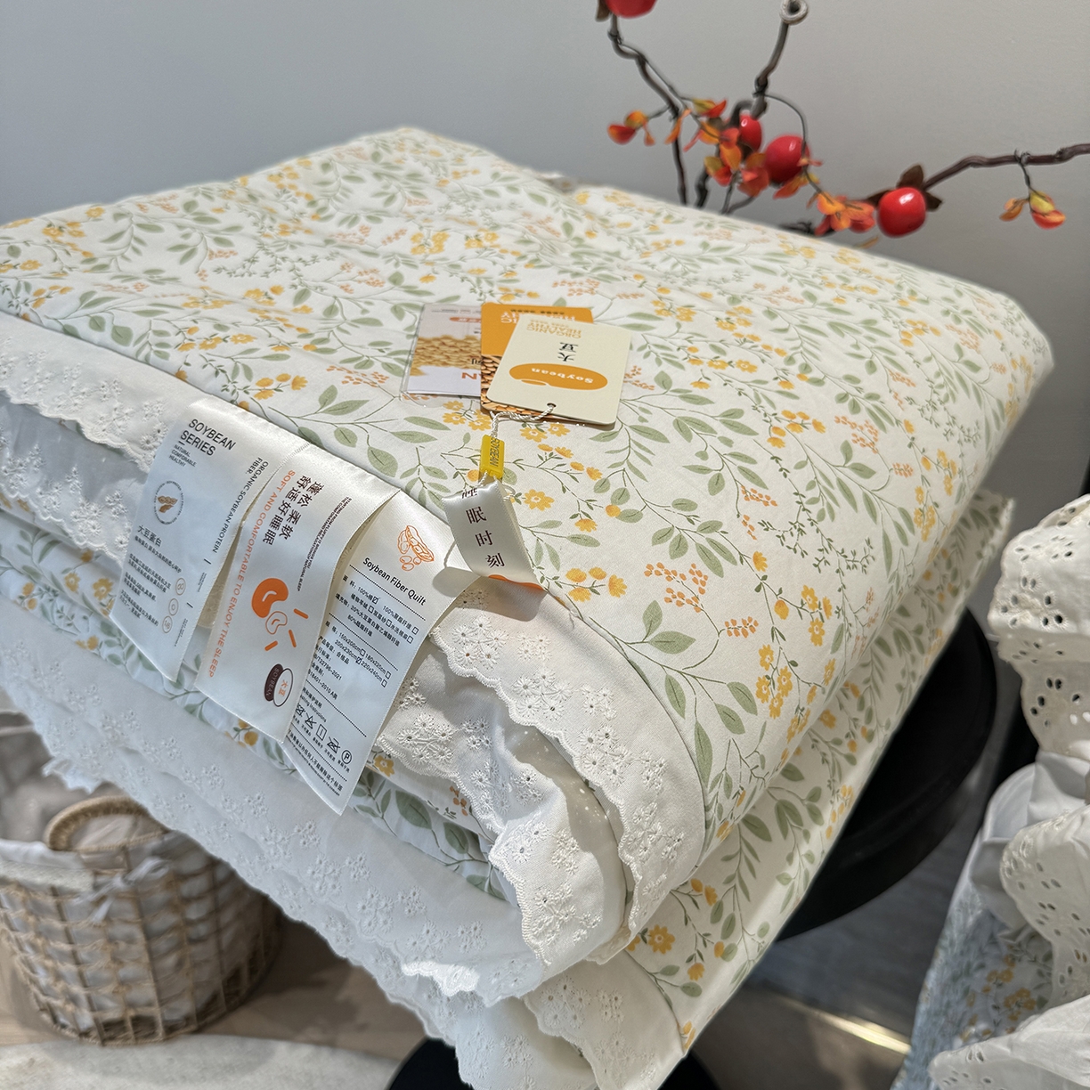 91家纺网 家纺一手货源 找家纺 莱豫家纺 2025新款全棉花边四季被5斤有同款床盖三件套 千野绿