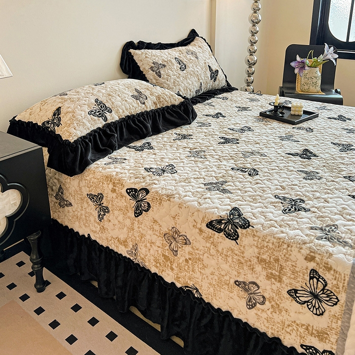 91家纺网 家纺一手货源 找家纺 晨晨家纺 2025新款牛奶绒赫本风夹棉床盖四件套 蝴蝶-陀