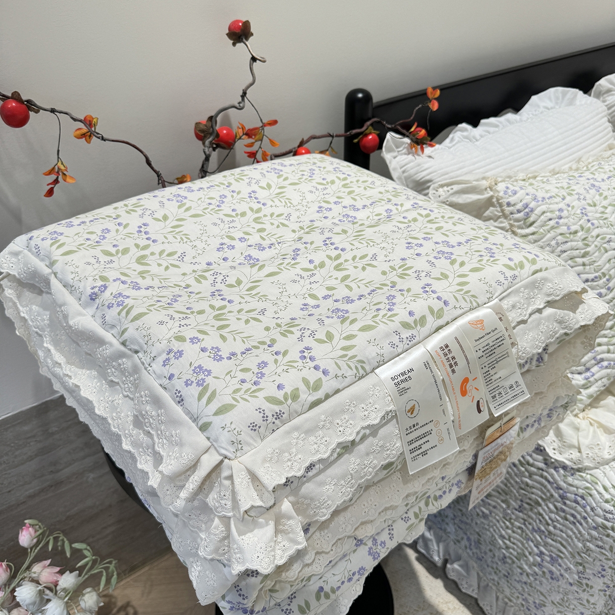 91家纺网 家纺一手货源 找家纺 莱豫家纺 2025新款全棉花边四季被5斤有同款床盖三件套 千野紫