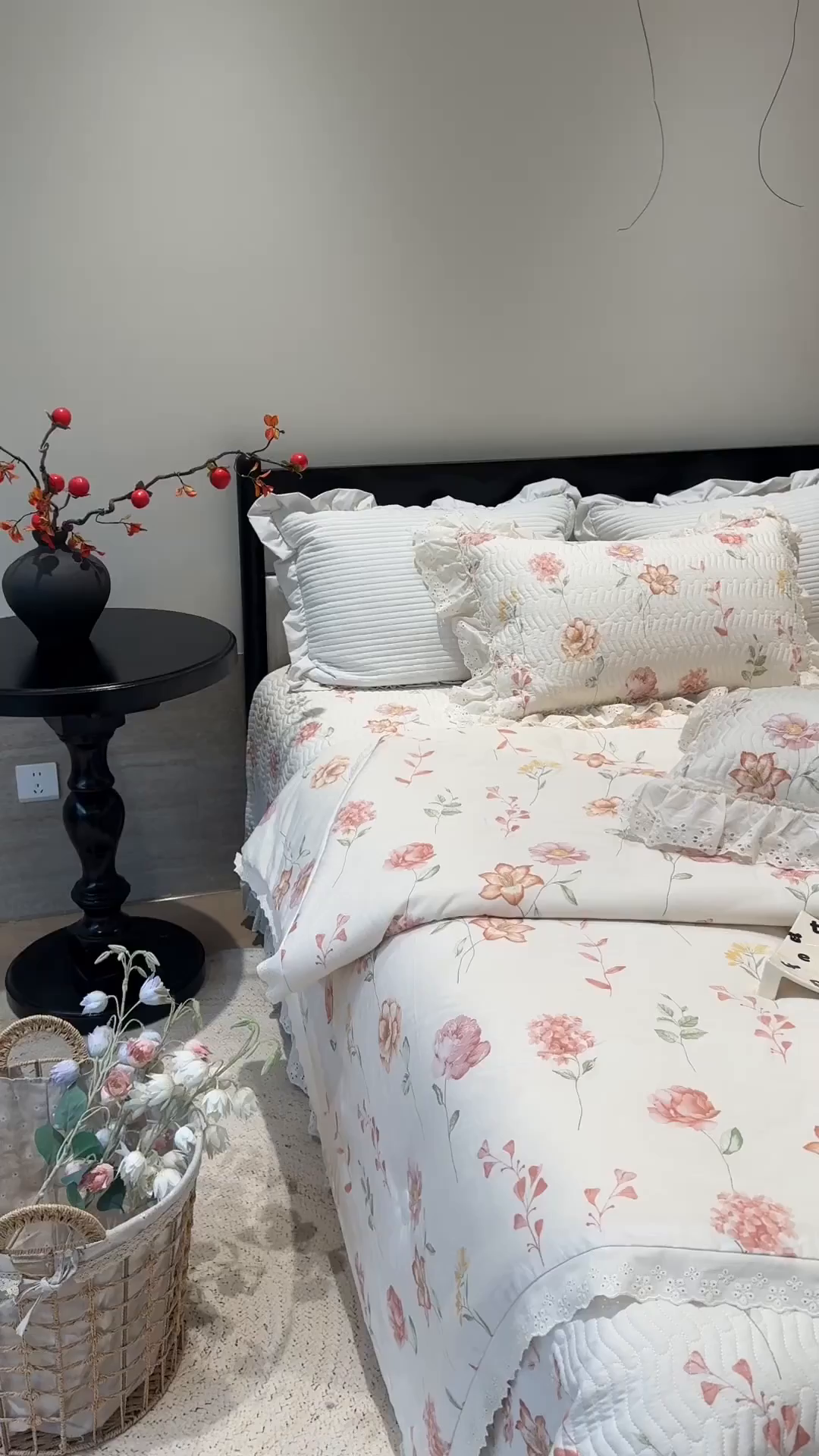 91家纺网 家纺一手货源 找家纺 莱豫家纺 2025新款全棉花边四季被5斤有同款床盖三件套 清幽粉