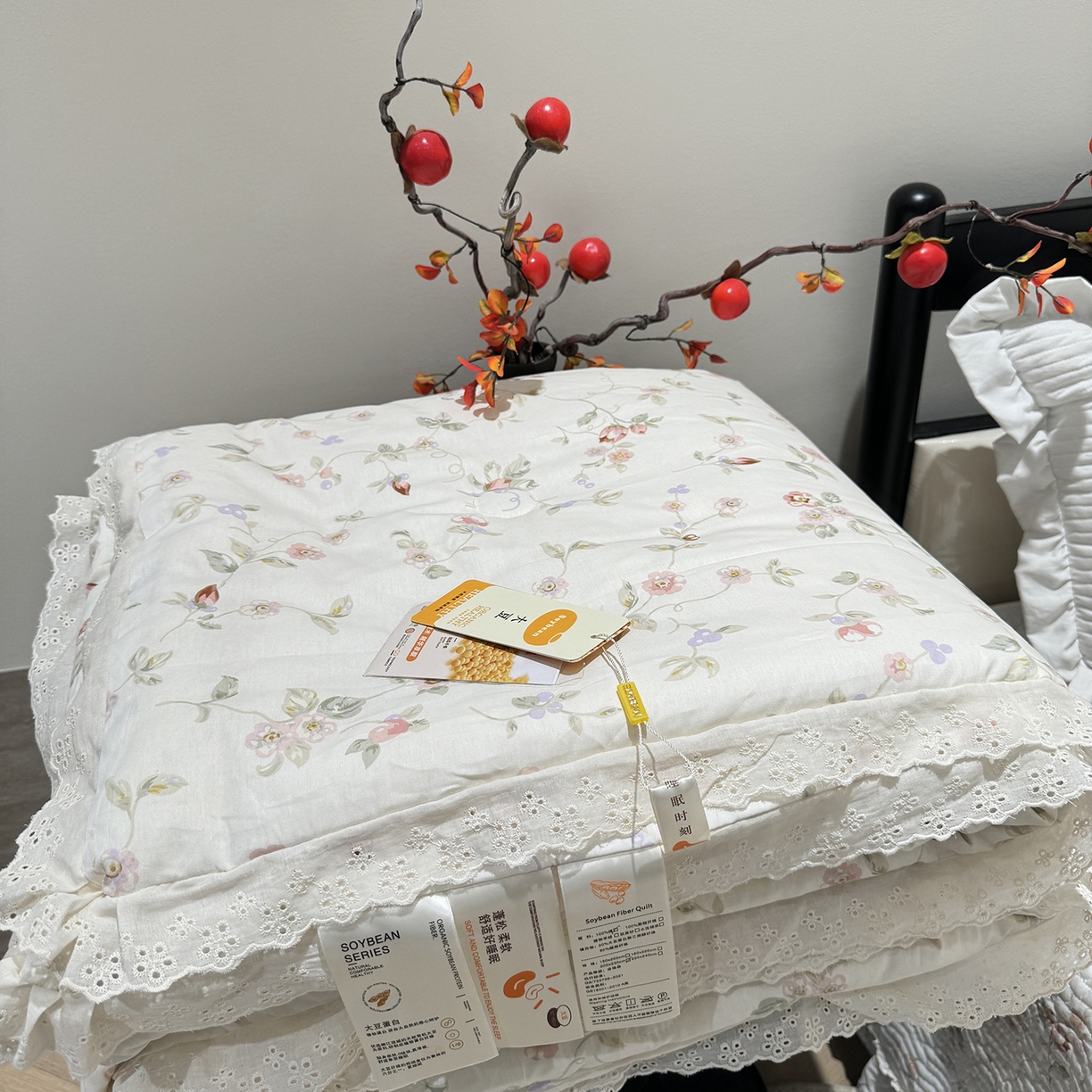 91家纺网 家纺一手货源 找家纺 莱豫家纺 2025新款全棉花边四季被5斤有同款床盖三件套 薇语梦