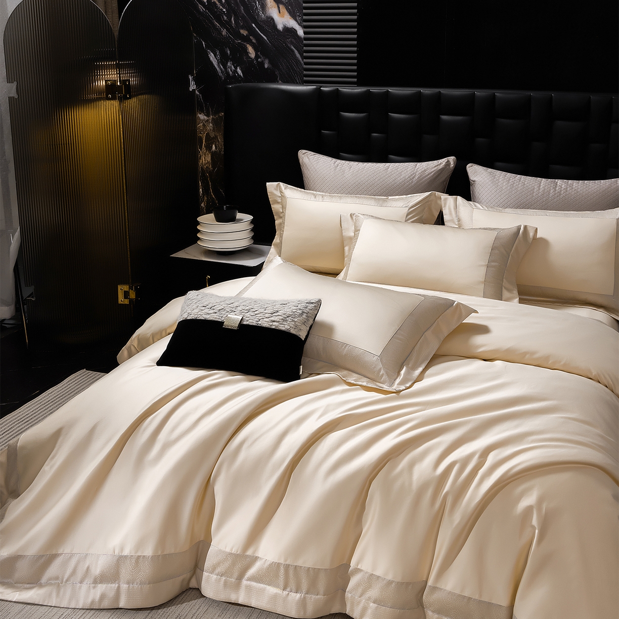 91家纺网 家纺一手货源 找家纺 元元家居（元元被业） 2025秋冬新款百支长绒棉纯棉贡缎工艺款四件套-魅影系列 魅影-香槟金