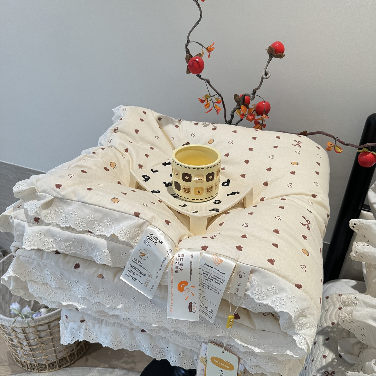 91家纺网 家纺一手货源 找家纺 莱豫家纺 2025新款全棉花边四季被5斤有同款床盖三件套 小小爱心