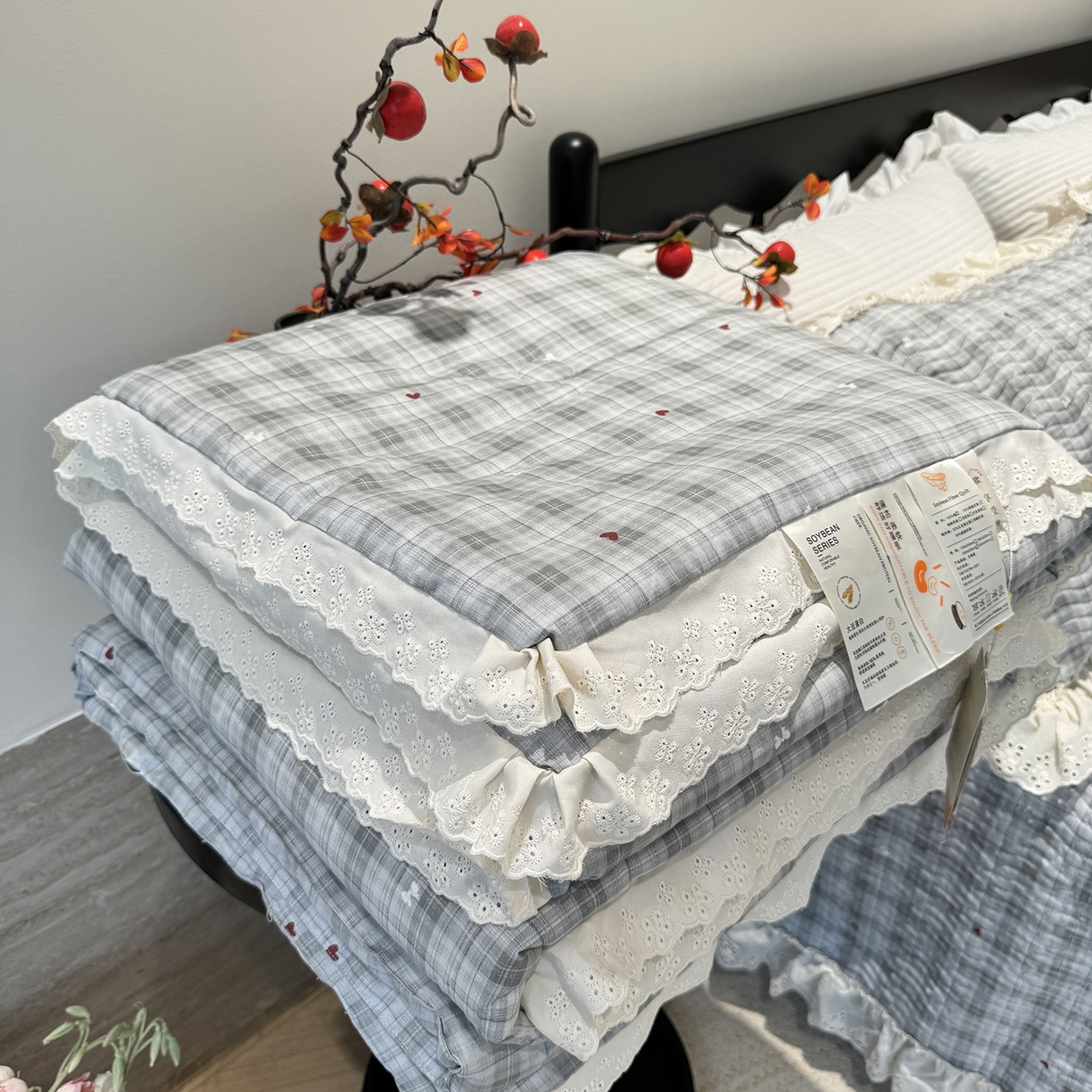 91家纺网 家纺一手货源 找家纺 莱豫家纺 2025新款全棉花边四季被5斤有同款床盖三件套 心悦