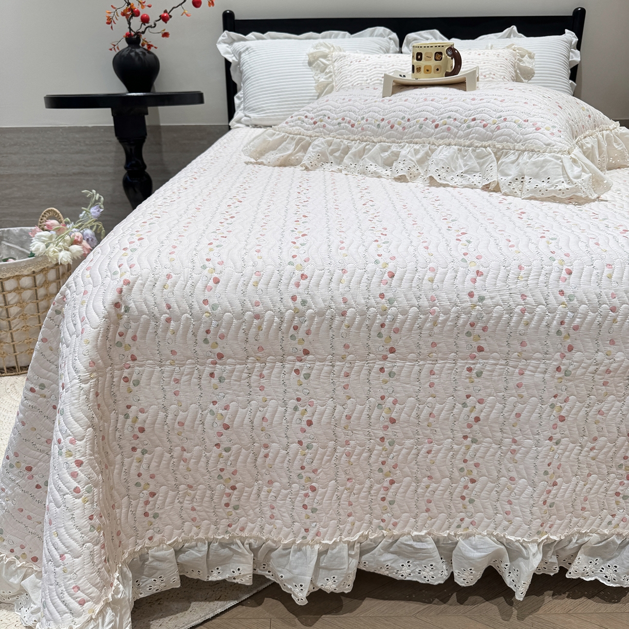 91家纺网 家纺一手货源 找家纺 莱豫家纺 2025秋冬新款纯棉床盖三件套可配同款四季被同款被套 草莓酱