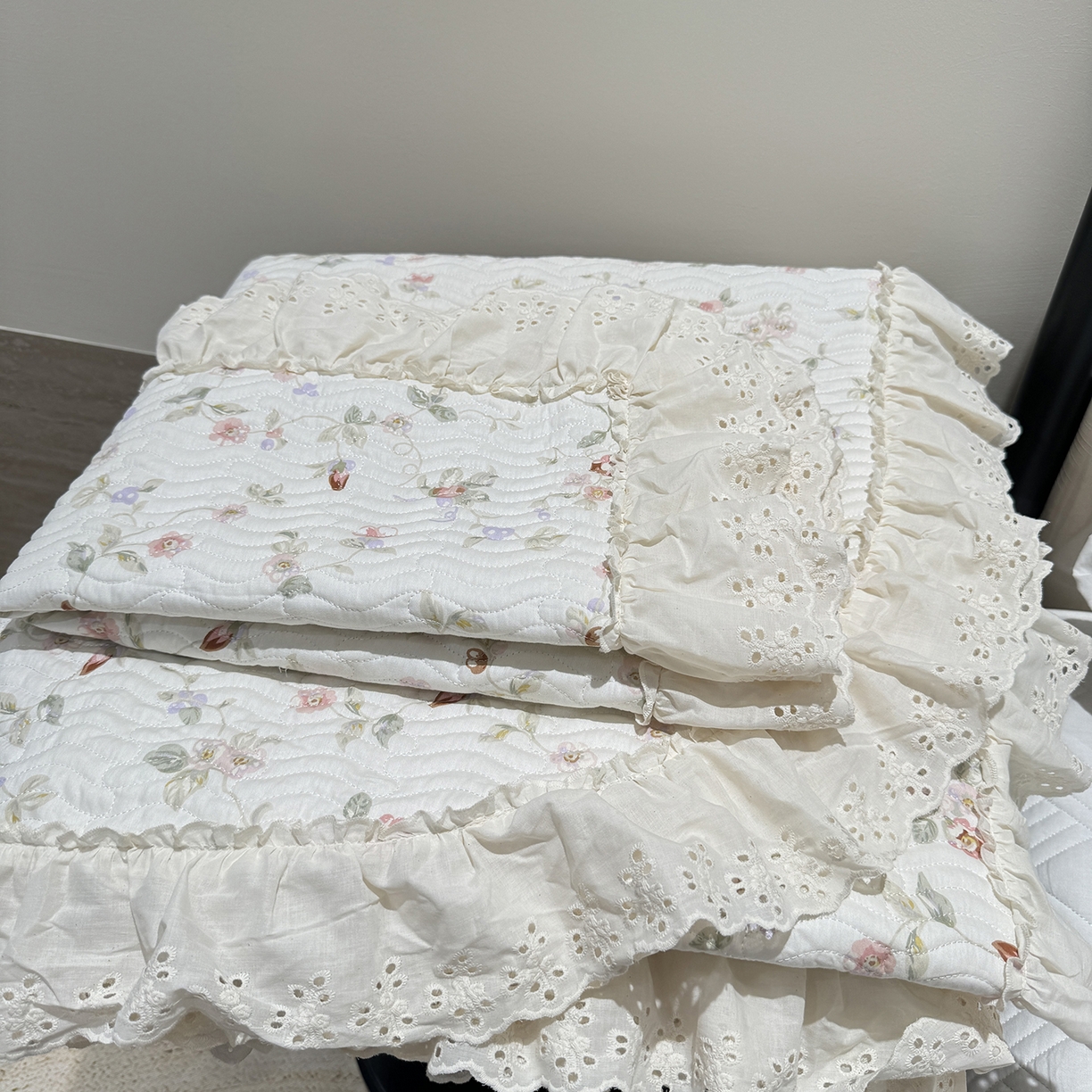 91家纺网 家纺一手货源 找家纺 莱豫家纺 2025秋冬新款纯棉床盖三件套可配同款四季被同款被套 薇语梦