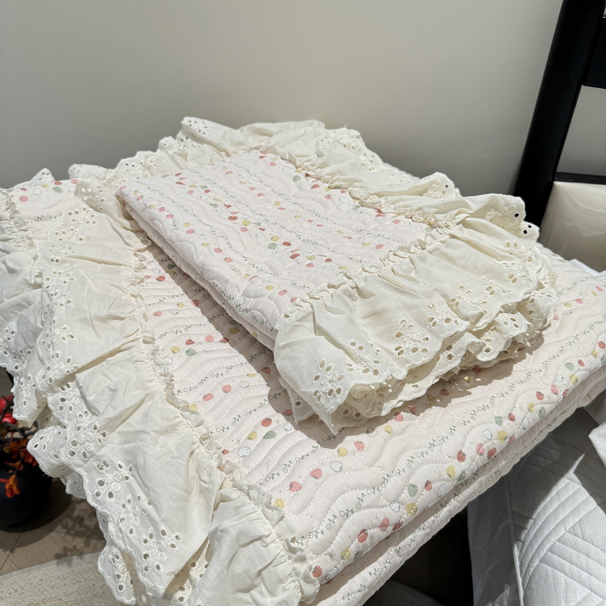 91家纺网 家纺一手货源 找家纺 莱豫家纺 2025秋冬新款纯棉床盖三件套可配同款四季被同款被套 草莓酱