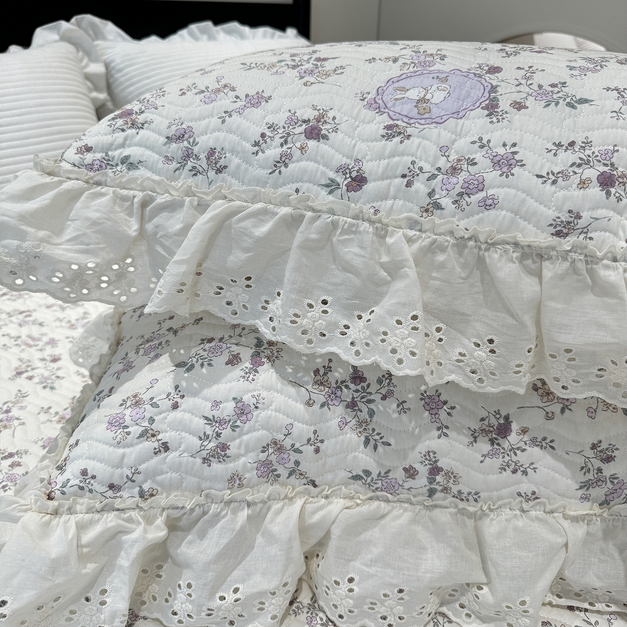 91家纺网 家纺一手货源 找家纺 莱豫家纺 2025秋冬新款纯棉床盖三件套可配同款四季被同款被套 紫悦