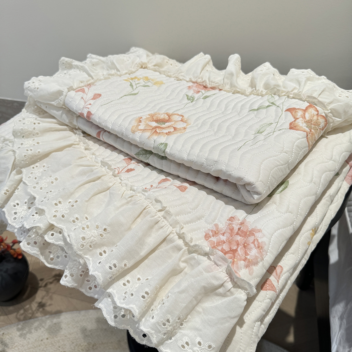 91家纺网 家纺一手货源 找家纺 莱豫家纺 2025秋冬新款纯棉床盖三件套可配同款四季被同款被套 清幽粉