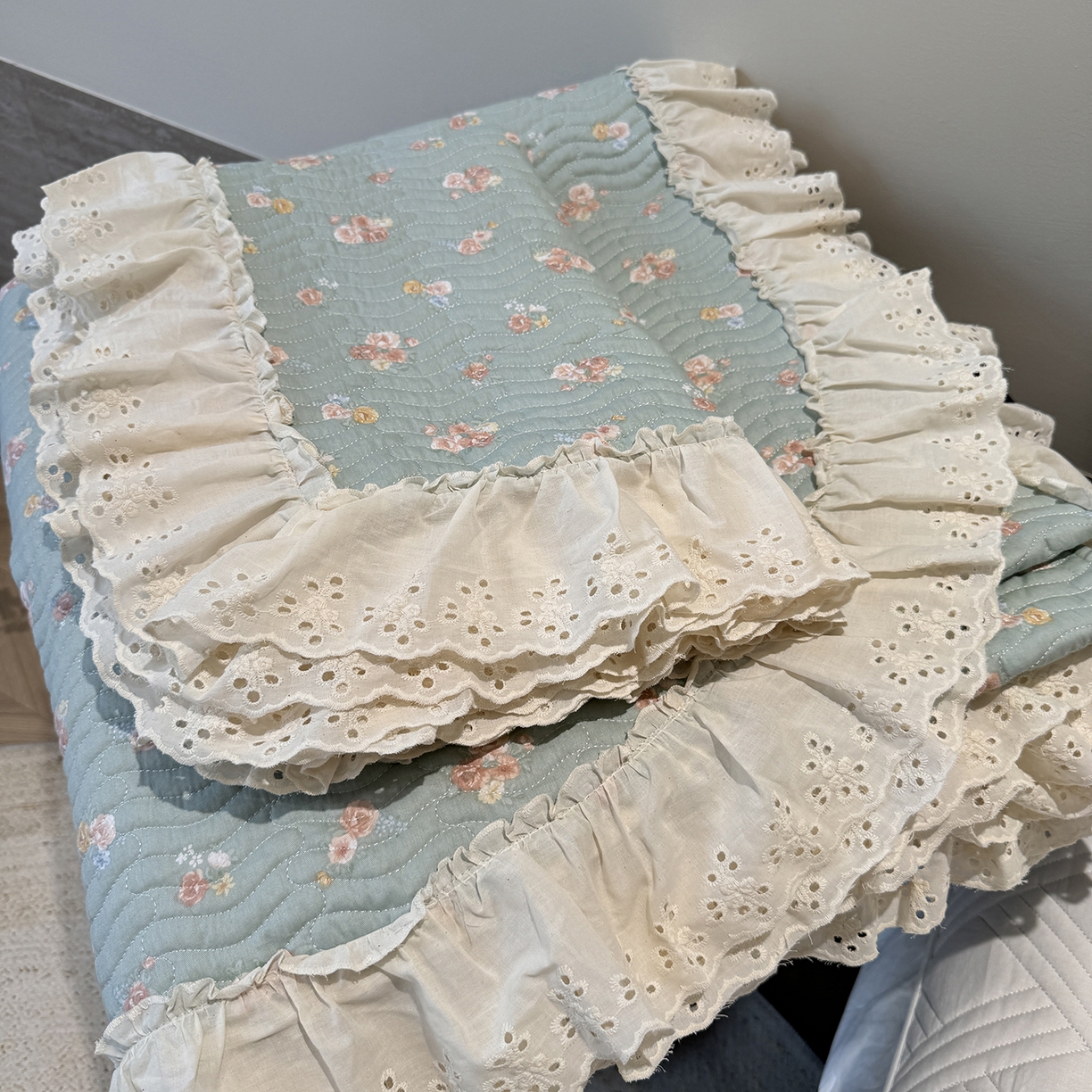 91家纺网 家纺一手货源 找家纺 莱豫家纺 2025秋冬新款纯棉床盖三件套可配同款四季被同款被套 沐辰花绿