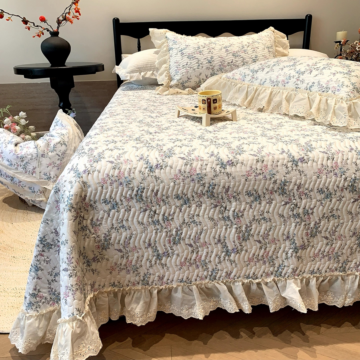 91家纺网 家纺一手货源 找家纺 莱豫家纺 2025秋冬新款纯棉床盖三件套可配同款四季被同款被套 夏梦