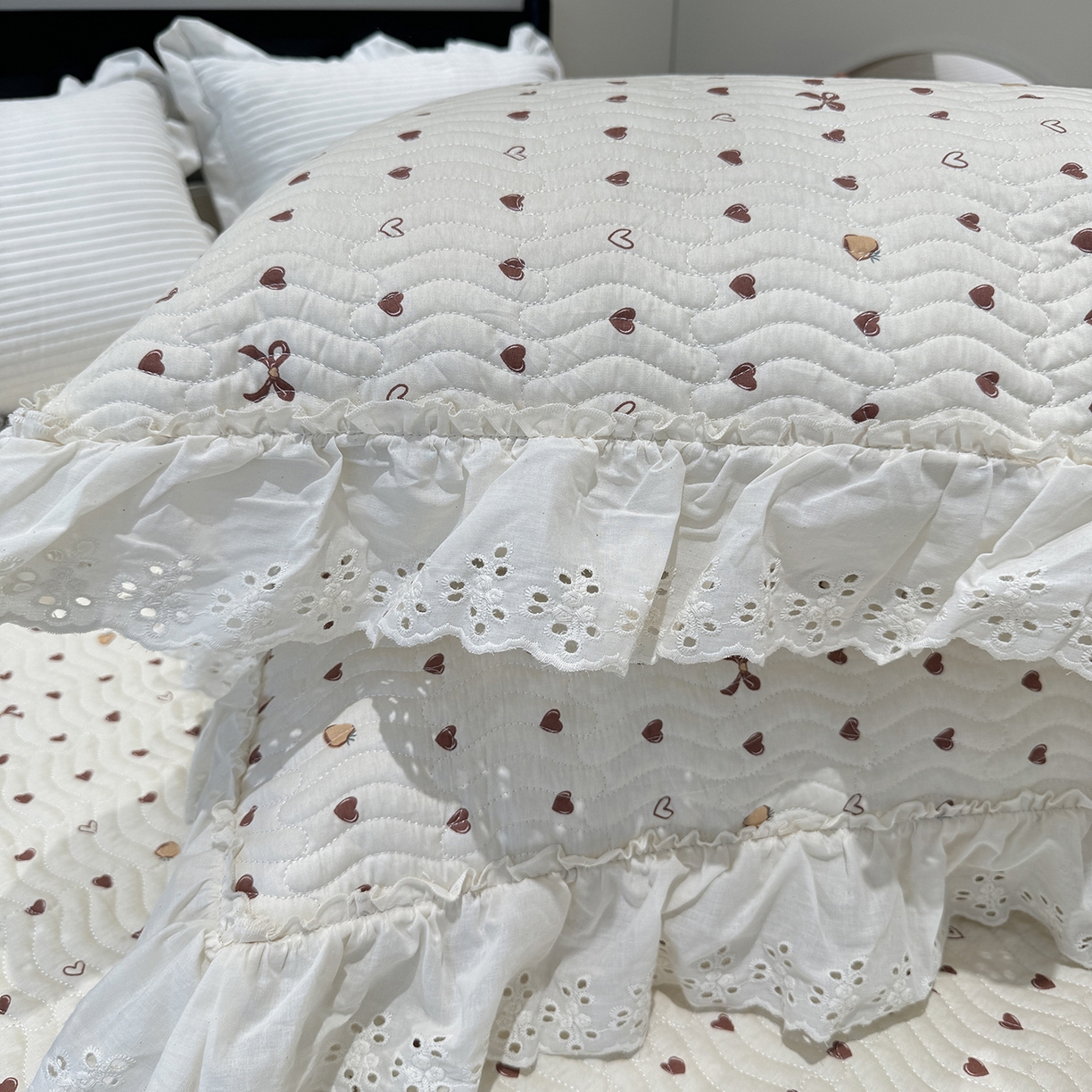 91家纺网 家纺一手货源 找家纺 莱豫家纺 2025秋冬新款纯棉床盖三件套可配同款四季被同款被套 小小爱心