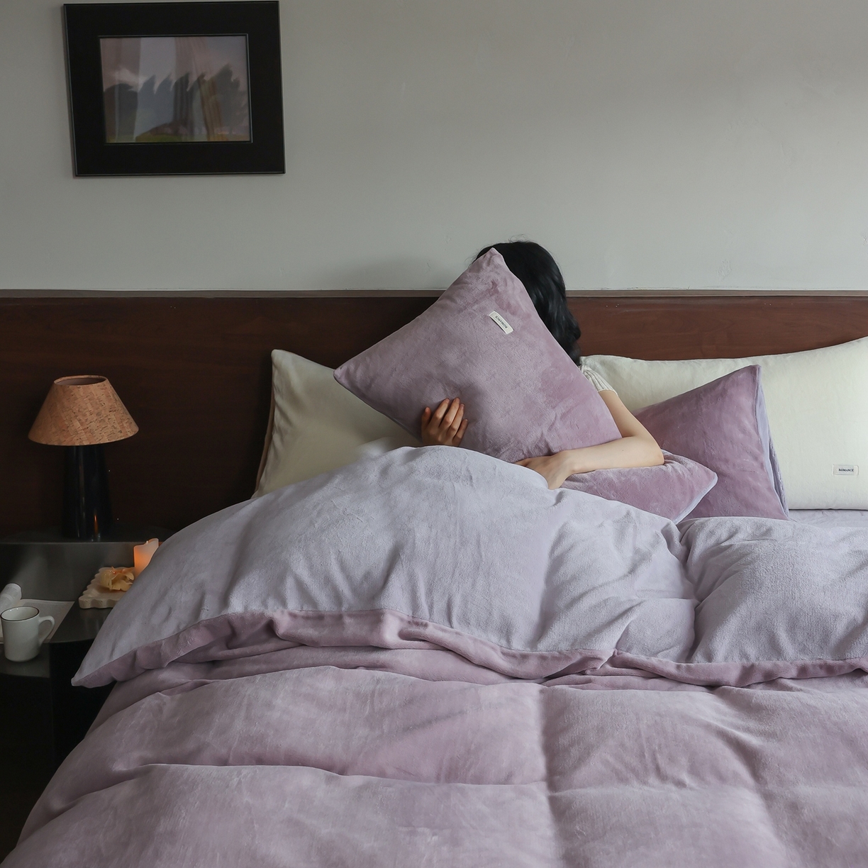 91家纺网 家纺一手货源 找家纺 时光里 2025新款230克纯色双拼牛奶绒四件套 香芋紫拼浅紫