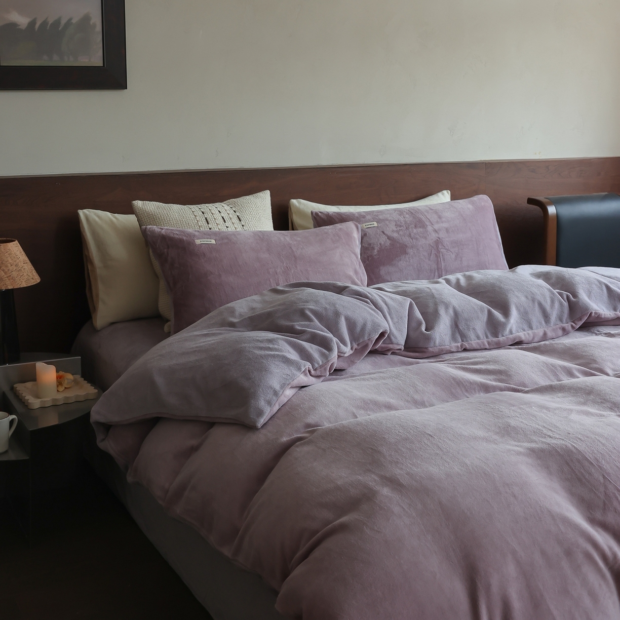 91家纺网 家纺一手货源 找家纺 时光里 2025新款230克纯色双拼牛奶绒四件套 香芋紫拼浅紫