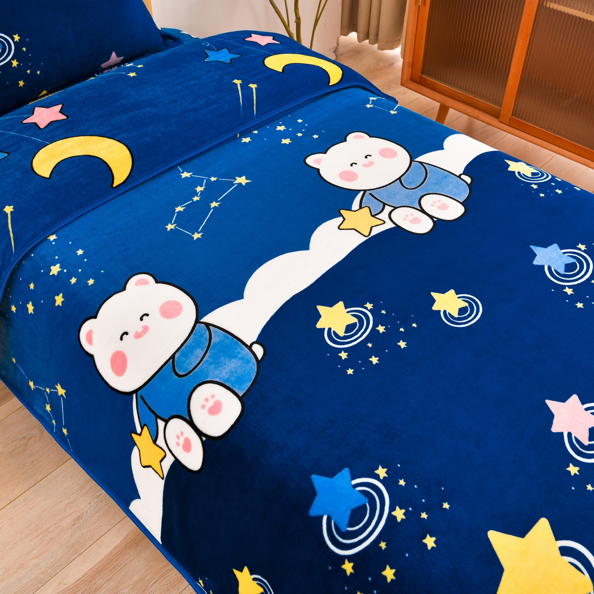 91家纺网 家纺一手货源 找家纺 （总）居尚家纺 2025新款牛奶绒学生三件套床褥套床笠三件套