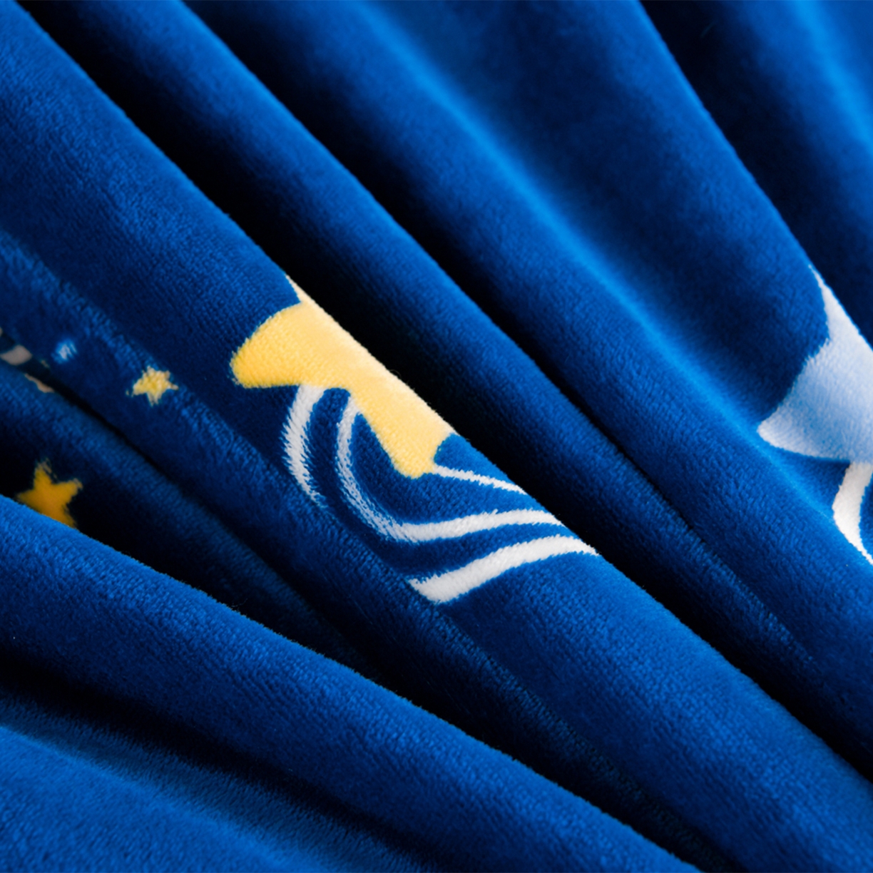 91家纺网 家纺一手货源 找家纺 （总）居尚家纺 2025新款牛奶绒学生三件套床褥套床笠三件套