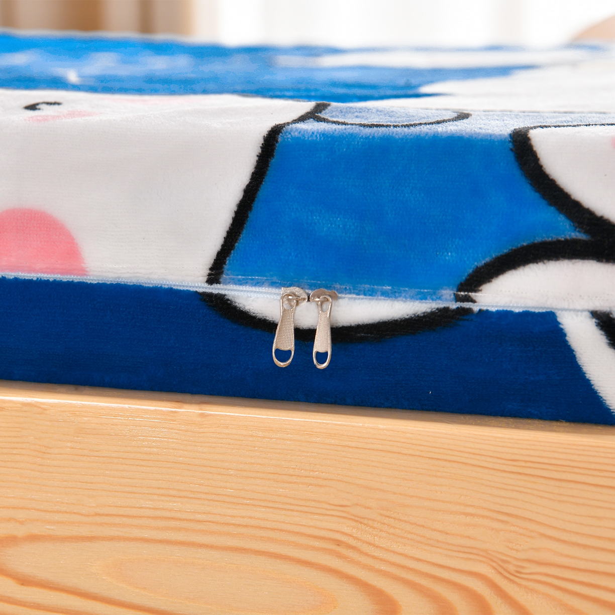 91家纺网 家纺一手货源 找家纺 （总）居尚家纺 2025新款牛奶绒学生三件套床褥套床笠三件套