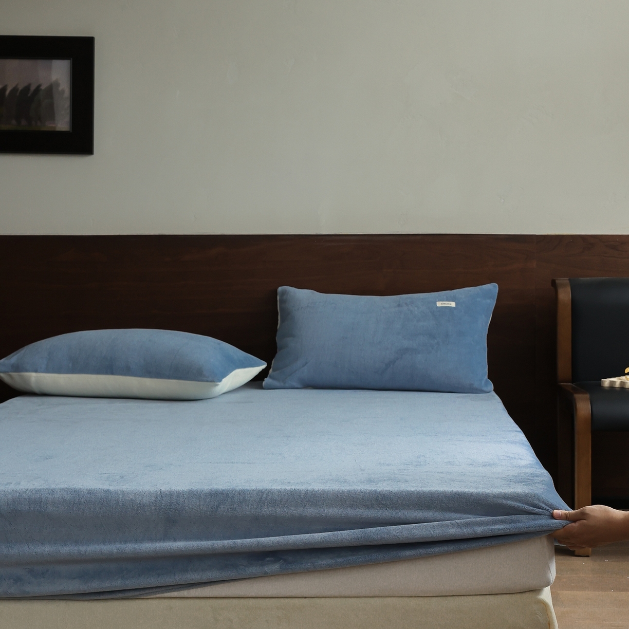 91家纺网 家纺一手货源 找家纺 （总）时光里 2025新款230克纯色双拼牛奶绒单床笠床笠单件