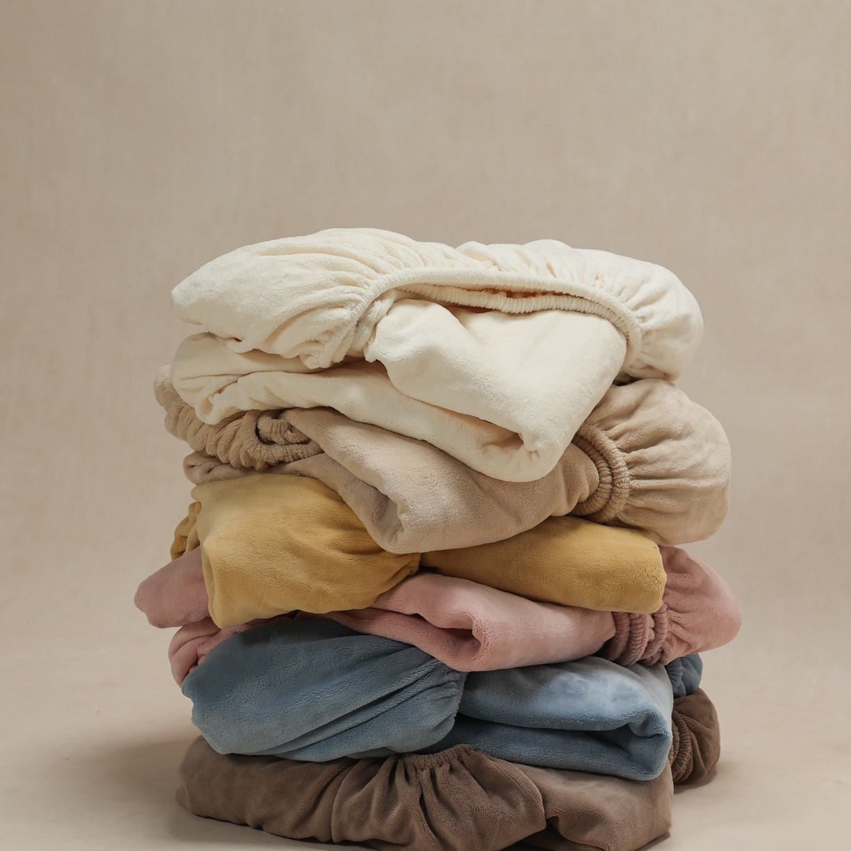 91家纺网 家纺一手货源 找家纺 （总）时光里 2025新款230克纯色双拼牛奶绒单床笠床笠单件