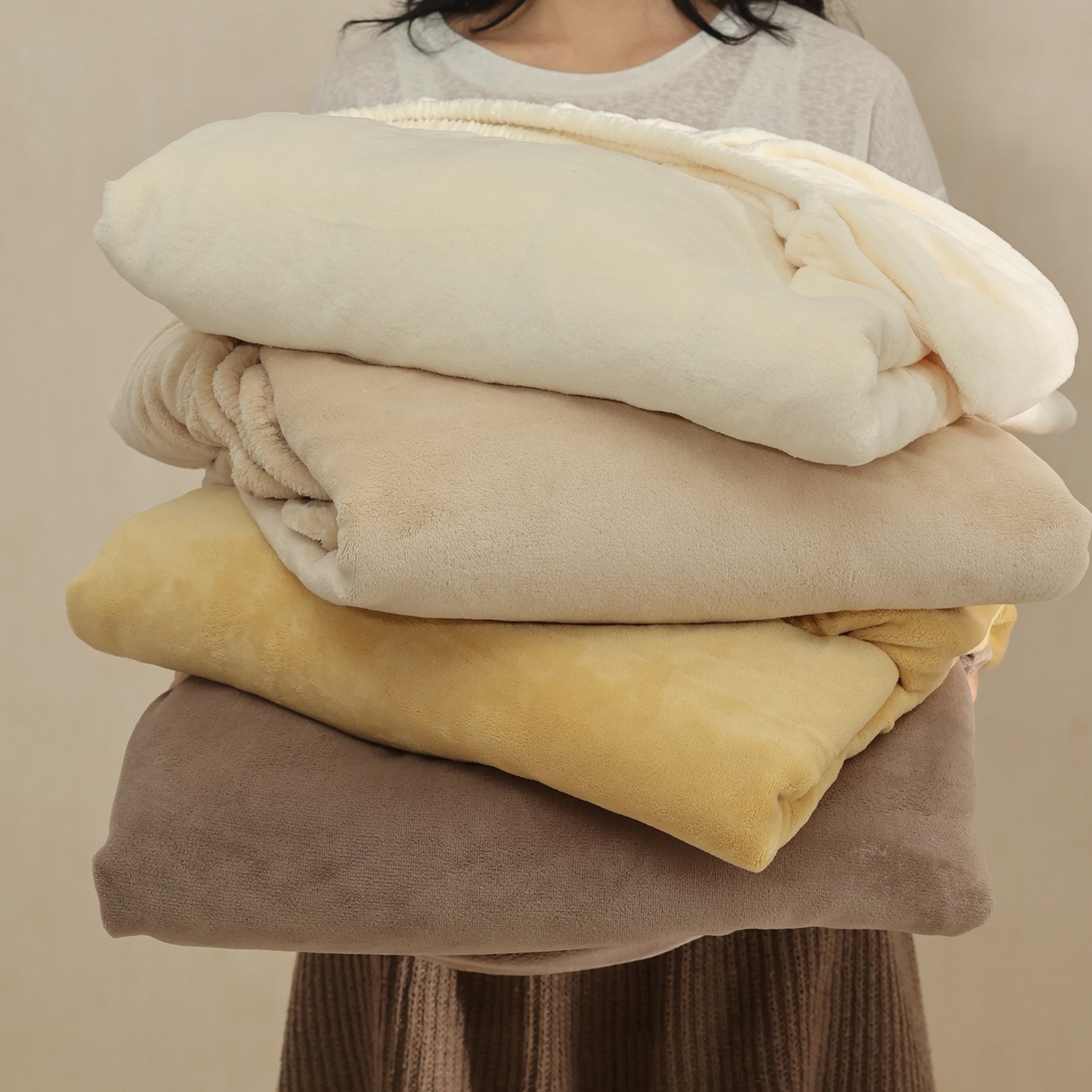 91家纺网 家纺一手货源 找家纺 （总）时光里 2025新款230克纯色双拼牛奶绒单床笠床笠单件