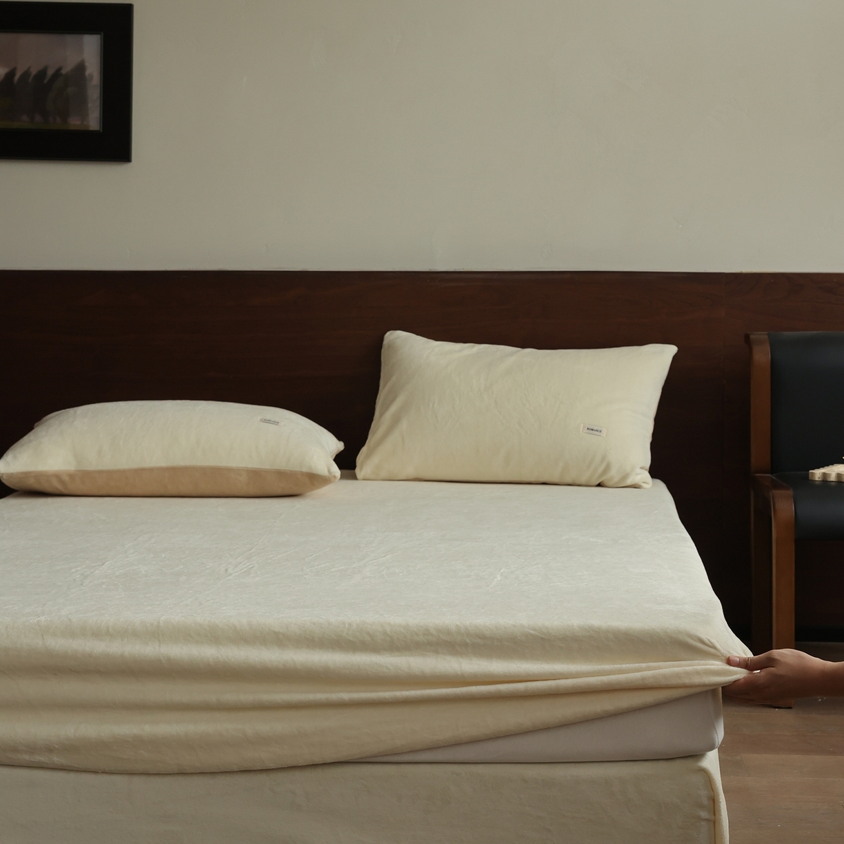 91家纺网 家纺一手货源 找家纺 （总）时光里 2025新款230克纯色双拼牛奶绒单床笠床笠单件